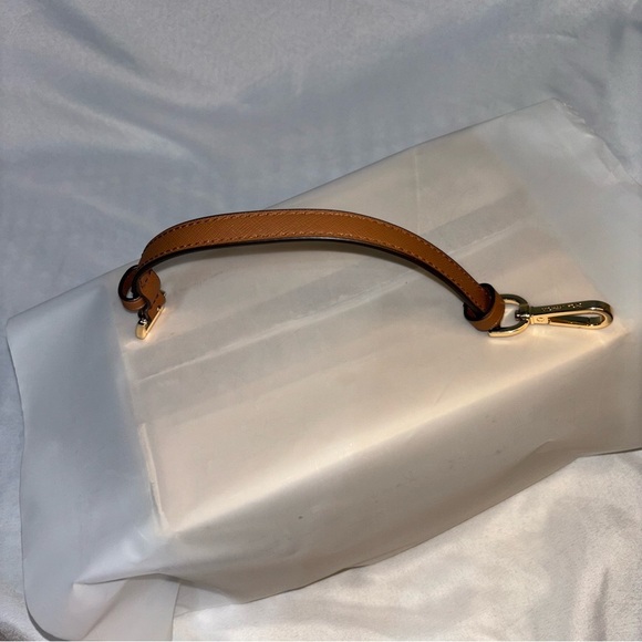 Michael Kors Saffiano Small Purse Strap - Picture 1 of 6